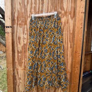Natural Life Skirt (M)